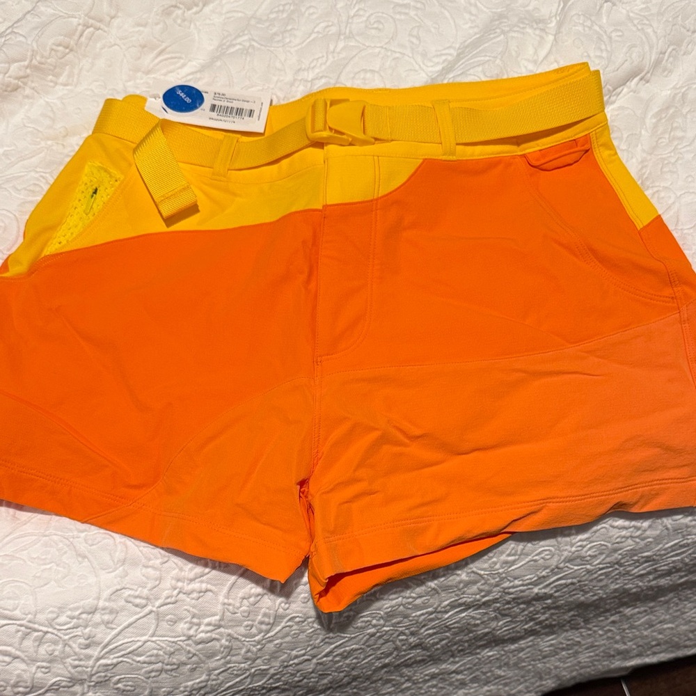 NWT outdoor voices recktrek shorts